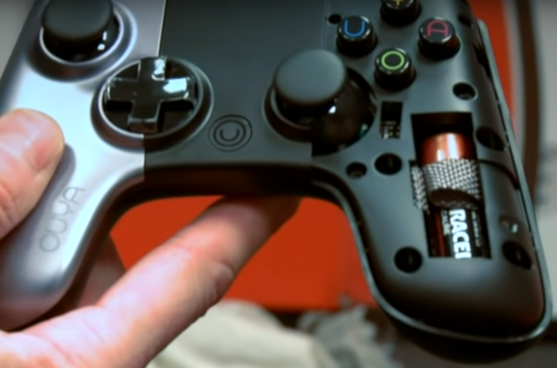 OUYA Controller ohne Batterieabdeckung